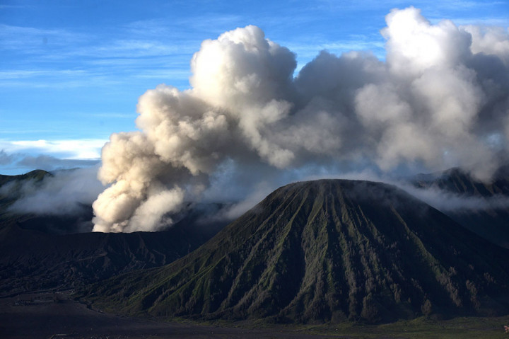 Pengunjung Gunung Bromo Akan Dibatasi Mulai 2017
