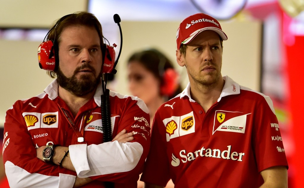 Sebastian Vettel (Kanan) (Foto: AFP/Andrej Isakovic)