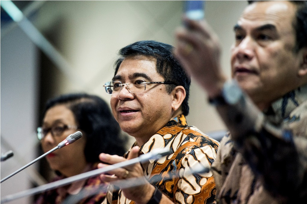 Kepala BKPM Franky Sibarani (tengah) (ANTARA FOTO/M Agung Rajasa)