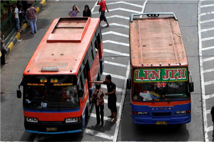 Tarif Angkutan Umum Turun Mulai 7 April 2016