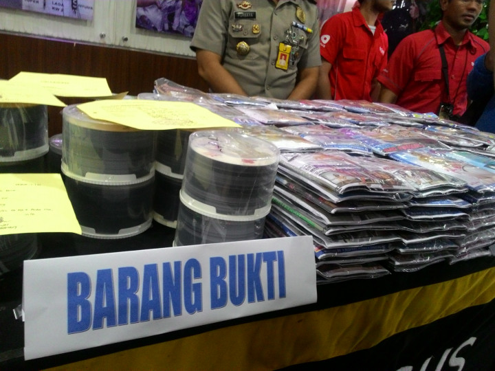Pabrik DVD Porno di Depok Digerebek
