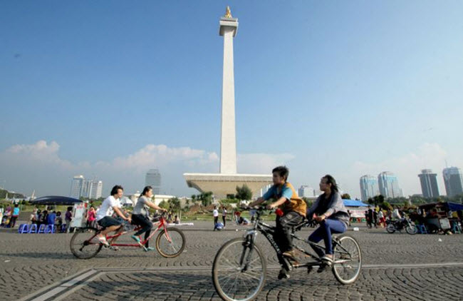 Monas Siap Tampung 700 Pengunjung di Malam Hari