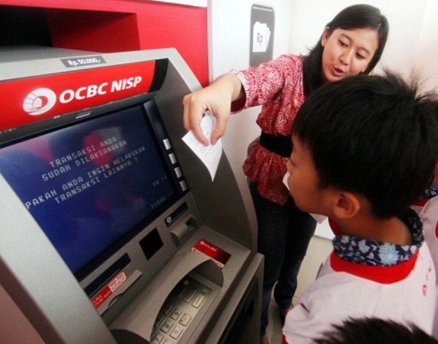 Tiga Jurus OCBC Hadapi Era Tipisnya Margin Bunga Bersih