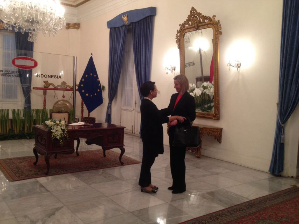 Pertemuan Menlu Retno Marsudi dan Wakil Presiden UE Federica Mogherini (Foto: Sonya Michaella/MTVN)