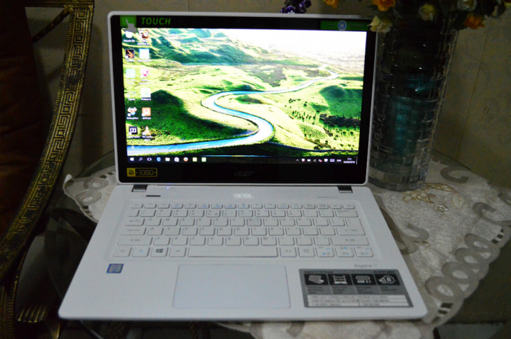 Acer Aspire v3-372T-58S3, Ringan dan Elegan