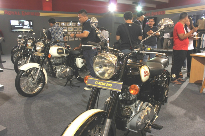 Motor Klasik Royal Enfield Muncul ke Publik