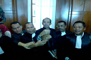 La Nyalla Menang, Kejati Diminta Patuhi Putusan PN Surabaya