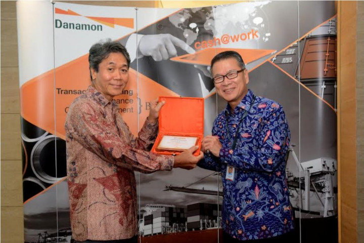 Danamon-Meratus Line Teken Kerja Sama