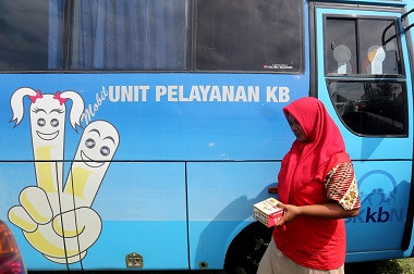Kualitas Penduduk Kampung Beting Pontianak Ditingkatkan dengan Program Kampung KB