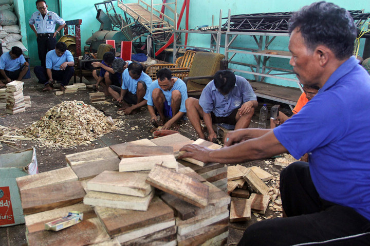 Kerajinan Napi di Lapas Banyuwangi Tembus Pasar Ekspor