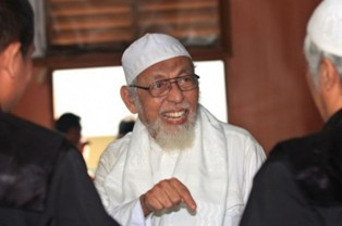Ponpes Ngruki Bantah Kabar Abu Bakar Baasyir Meninggal