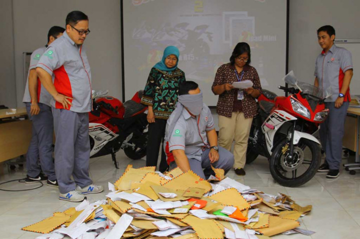 Apresiasi Konsumen, Beli Busi Dapat Motor