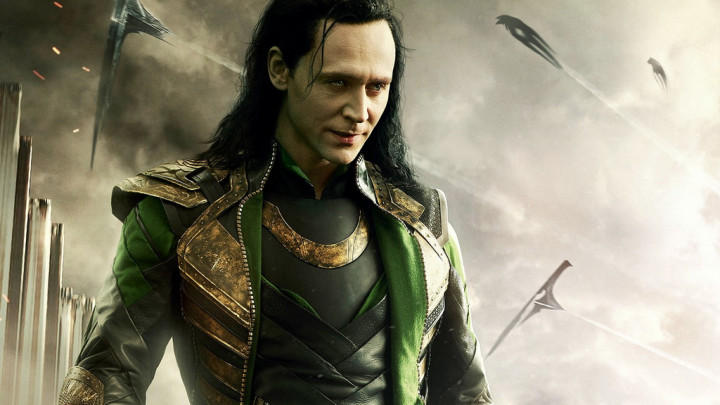 Tom Hiddleston Ingin Loki Berhadapan dengan Dr. Strange