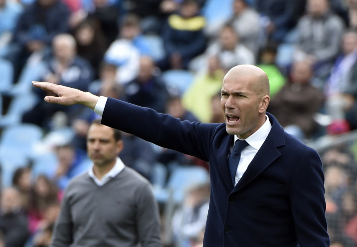 Zidane: Madrid Menunggu Barca dan Atletico Tergelincir