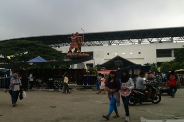 Pedagang Manahan Sunday Market Keberatan Dipindah