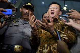 Bantah Ketua BPK, Ahok: Tak Ada Bank yang Sediakan Rp700 M Kontan