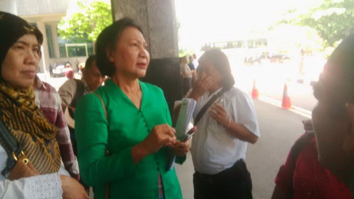 Sambil Menangis, Ratna Sarumpaet Minta Izin Dirikan Tenda ke Ketua DPRD DKI