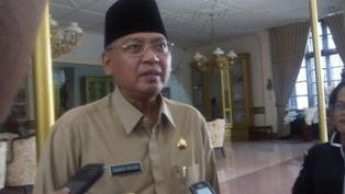 Izin Tambang Pasir Besi Wewenang Perhutani 