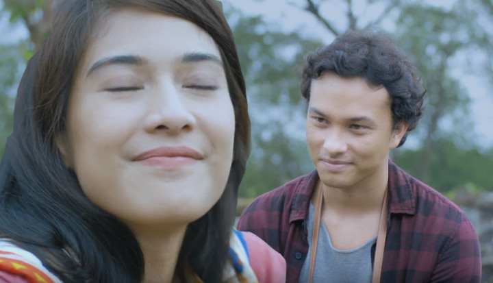 Ratusan Purnama, Lagu Galau Penantian Rangga & Cinta