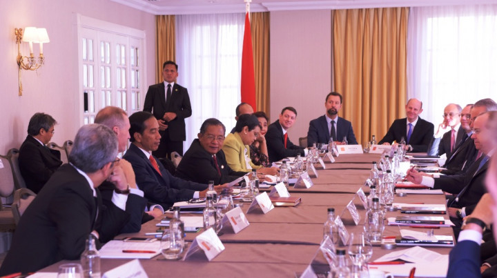 Temui CEO Kakap Perusahaan Inggris, Jokowi Kenalkan <i>Blusukan</i>