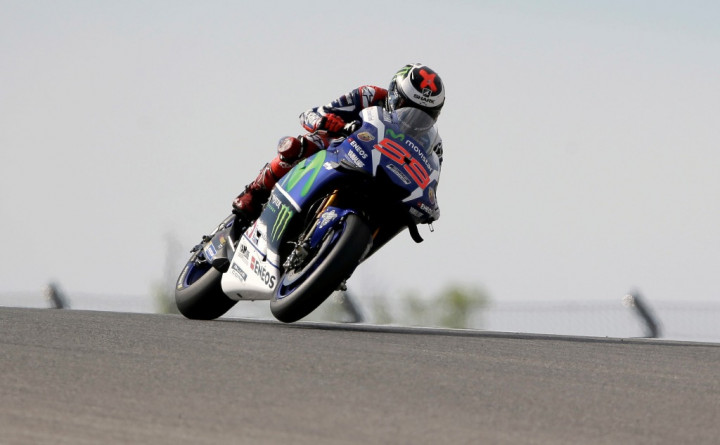 Lorenzo Tercepat di Sesi Latihan Pertama