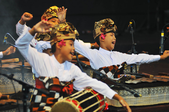 Ratusan Anak Ikuti Festival Musik Tradisi 2016