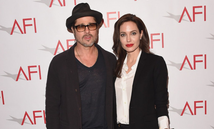 Angelina Jolie Sekeluarga akan Pindah ke London