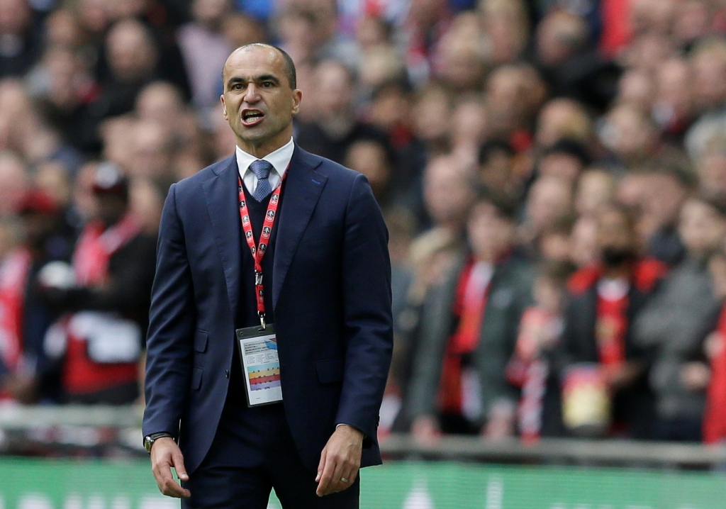 Pelatih Everton, Roberto Martinez. (AP Photo/Tim Ireland)