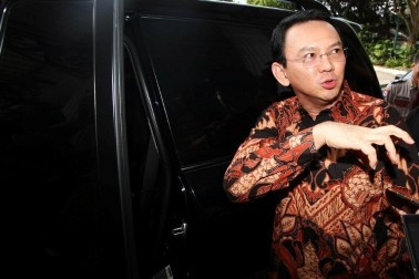 Ahok Akui Trotoar di DKI Belum Ideal