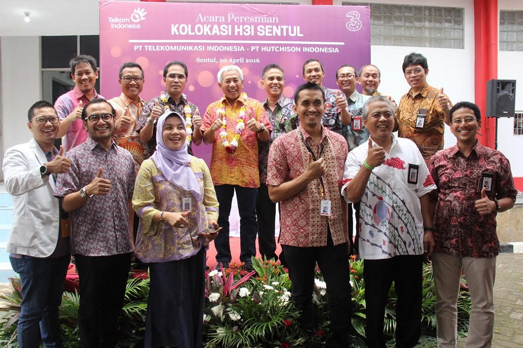 Acara peresmian data center baru Tri di Sentul.