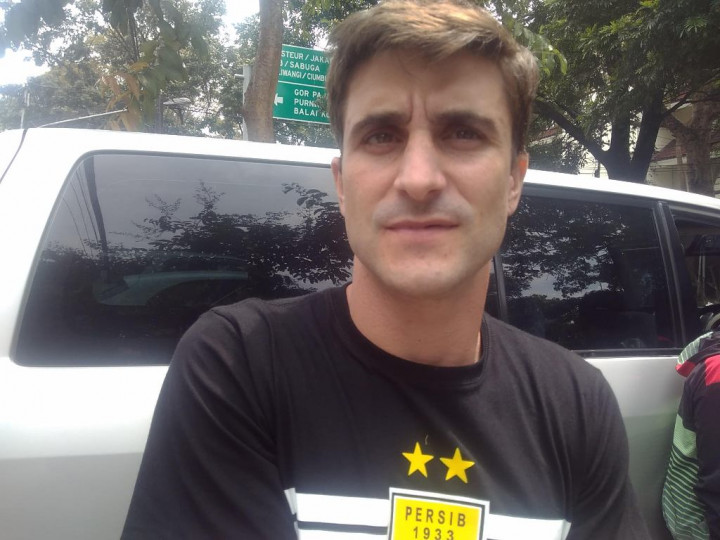 Robertino Pugliara Optimistis Persib Menangi Laga Perdana ISC