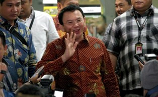 Kejanggalan Gugatan Warga Bidara Cina Menurut Ahok