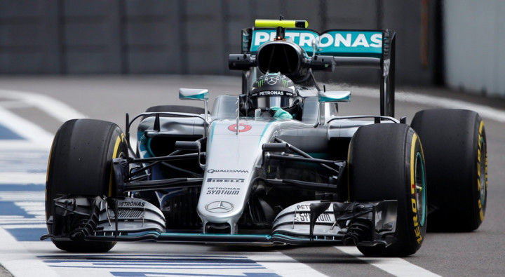 Dominasi Mercedes Awali Sesi Latihan Bebas Pertama