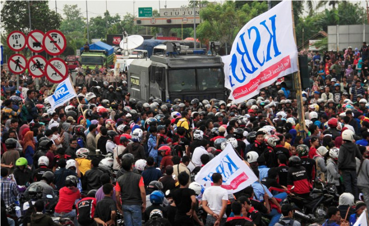 12 Ribu Buruh asal Jawa Barat Bergerak ke Jakarta