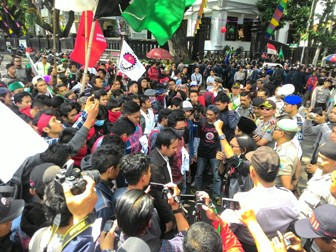 Pemkot Malang akan Usir Investor Penindas Buruh