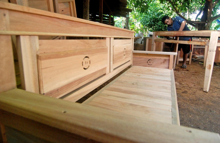 Mebel Buatan Indonesia Laris di London