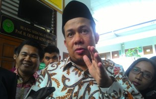 Tergugat Tak Hadir, Sidang Mediasi PKS-Fahri Hamzah Mentok
