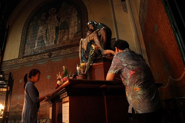 Hujan Turun, Umat Kristiani Khusyuk Laksanakan Ibadah Kenaikan Isa Al Masih