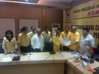 Priyo Budi Santoso resmi daftar bakal caketum Golkar. MTVN/M Rodhi Aulia.