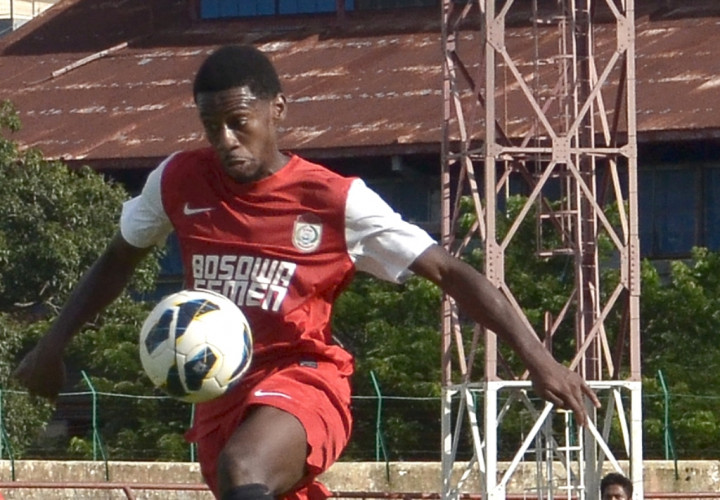 Persela Lamongan Menyerah dari PSM Makassar