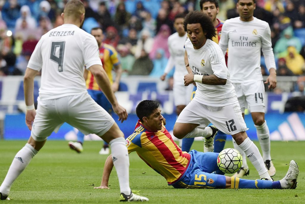 Suasana laga Real Madrid vs Valencia. (AFP PHOTO / JAVIER SORIANO)