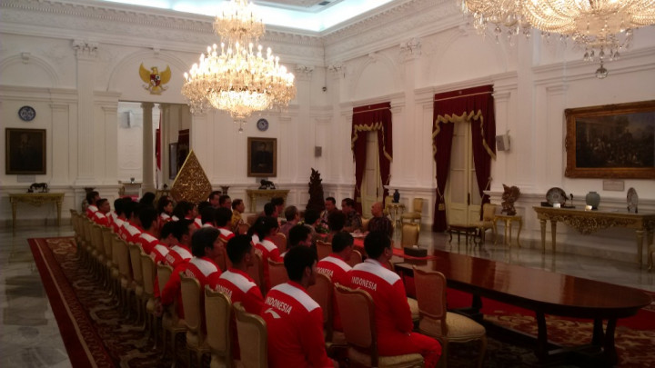 Jelang Thomas & Uber Cup, Jokowi: <i>Feeling</i> Saya Kita Menang!