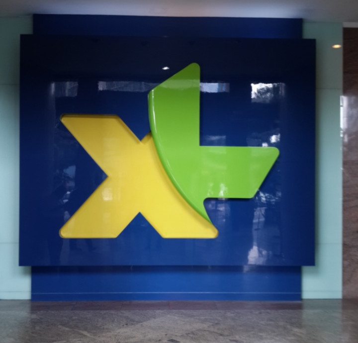 XL Bentuk Anak Usaha Patungan dengan Indosat Rp15 Miliar