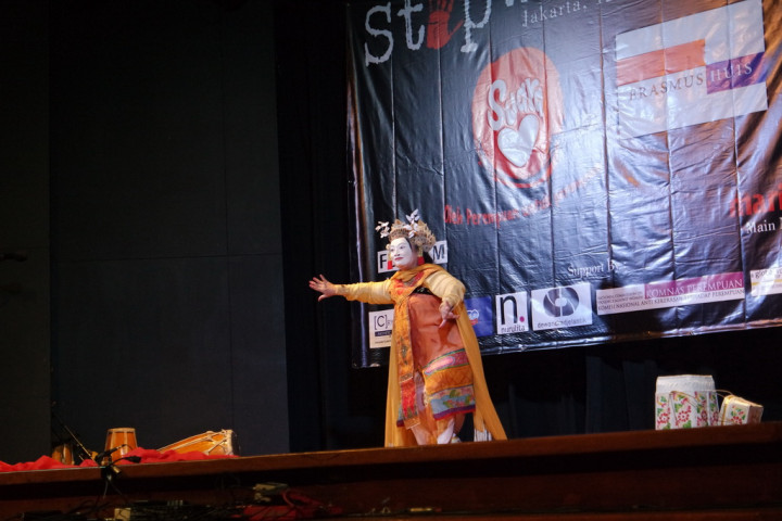 Tari Sita Rasmi, Kesedihan Shinta Dicurigai Rama