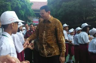 Ahok Bandingkan Model Penggusuran DKI dengan Daerah Lain