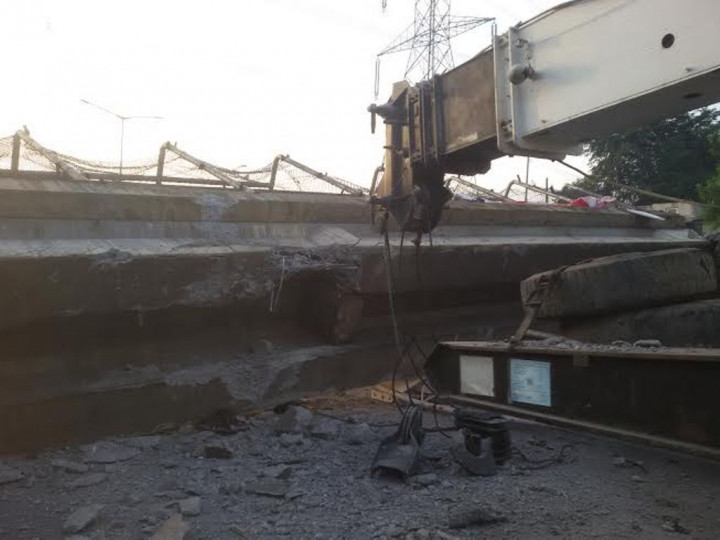 Evakuasi JPO di Tol BSD Ditargetkan Selesai Hari Ini