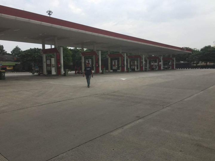 Omzet SPBU dan Penyewa Area Istirahat KM 7 Tol Jakarta-Serpong Anjlok