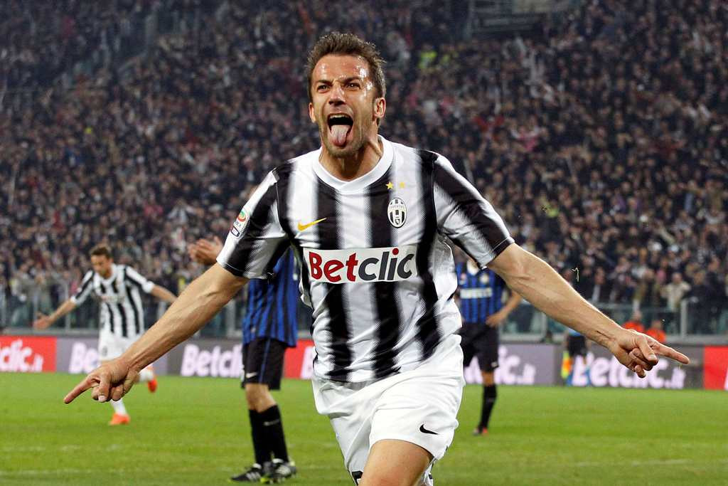 Selebrasi gol ikonik Alessandro Del Piero (Foto: Google Image)