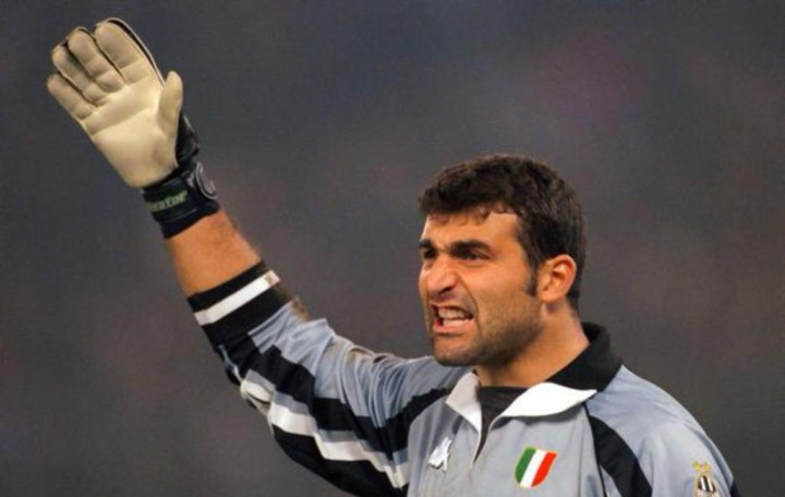 Peruzzi, 'Si Tyson' yang Berjaya di Juventus dan Lazio