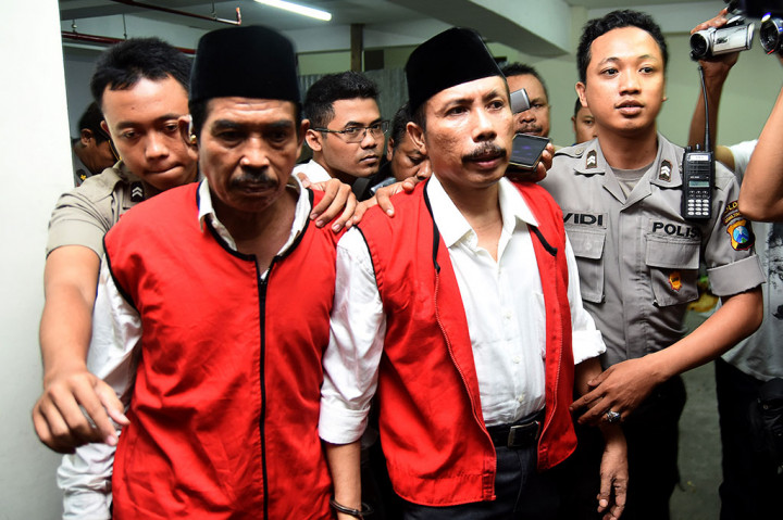 Terdakwa Pembunuhan Salim Kancil Dituntut Hukuman Seumur Hidup